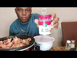 Easy Crockpot Oxtails & Gravy Recipe