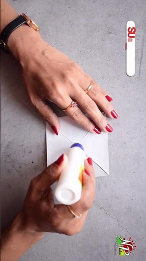 🎄Easy Gift Wrapping | DIY Gift Topper | Fancy Gift Wrapping #giftwrap #ytshorts