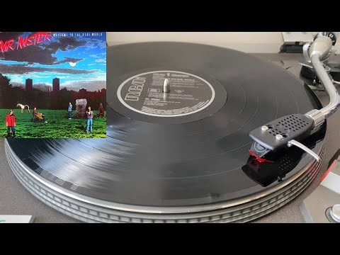 Mr Mister - Run to Her (Vinyl Rip)