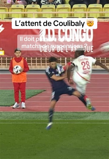 La faute fait vraiment peur… #coulibaly #monaco #faute | coulibaly red card