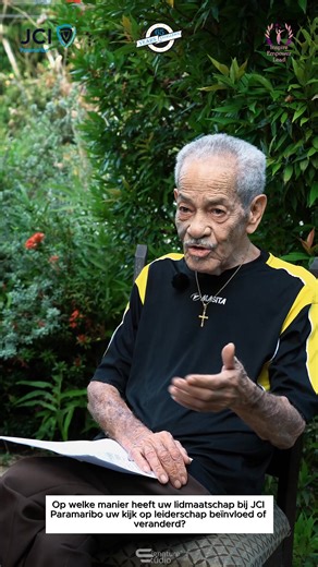 Dit jaar viert JCI Paramaribo haar 65-jarig jubileum 🎉🥳✨💫 Ter gelegenheid van deze bijzondere mijlpaal duiken wij in de rijke geschiedenis van onze chapter. Dat doen wij door de verhalen, herinneringen en inzichten van verschillende generaties met u te delen. Vandaag zetten wij één van de grondleggers van onze geschiedenis in de schijnwerpers. Met 91 jaar levenswijsheid en een onschatbare bijdrage aan JCI Paramaribo neemt onze oudste Senator Marcel Soe Agnie ons mee naar waar het allemaal beg