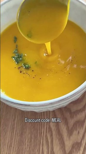 This Blender Does Hot + Cold… AND Cleans Itself 🤯 #kleva #mealio #blender #soup #klevarange #kitchen