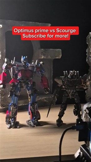 Optimus prime vs Scourge #transformers #stopmotion