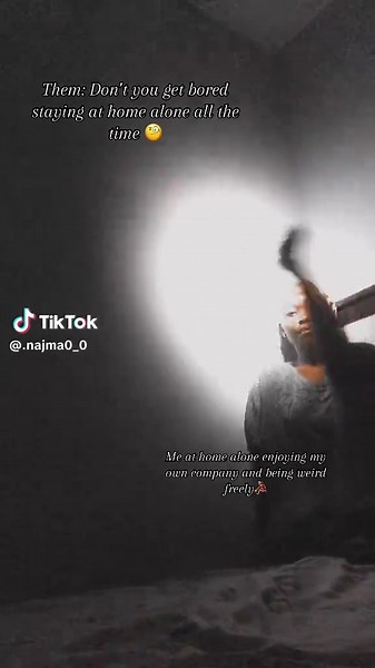 Was bored one night and decided why not make a TikTok 😭then boom 💥 this!!😏