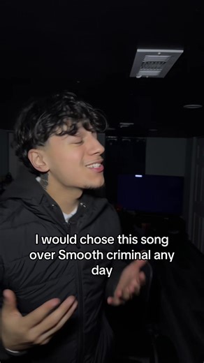 Chicago is in Top 3 best Micheal Jackson songs #fyp #michealjackson #chicago #oldhits #darwinmartinez