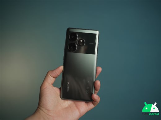 Recensione Realme GT6: potenza e display di qualità alla portata di tutti