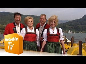 Maria & Margot Hellwig mit Duo Treibsand - Ein Feuerwerk der guten Laune (Offizielles Musikvideo)