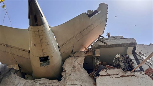 Crash du Boeing 787 d'Air India à Ahmedabad: le bilan passe à 279 morts