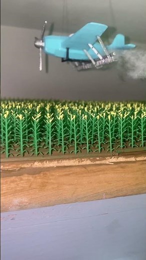 S086 3D Printed Crop Duster in Action! 🌽✈️ Dusting the Corn Field