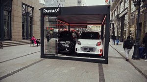 A legjobb városi megoldás rád vár - nemcsak a belváros szívében, de ajánlatainkban is! Csapj le a még készleten lévő, állami támogatással is elérhető smart fortwo modelljeinkre és élvezd ki az ideális városi kisautót zöld rendszámmal, tisztán elektromos meghajtással és praktikus méretekkel. 🏙️🔋 | Pappas Auto