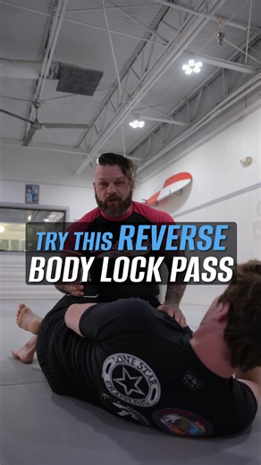 🥋 Professor David breaks down the Reverse Body Lock Pass! 💥 Smooth control, heavy pressure, and pure technique — a must-know pass for every No-Gi player. 👊🔥 Who’s adding this one to their game plan? 🙌 | Emerald Coast Jiu Jitsu