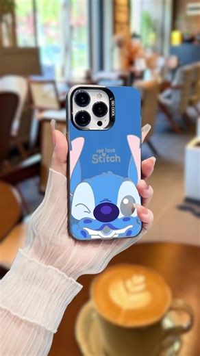 Creative Phone Cases for Apple and Samsung Devices