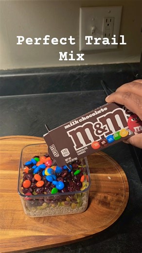 Perfect Trail Mix Recipe #trailmix #easyrecipe #cookwithme #snacksrecipe
