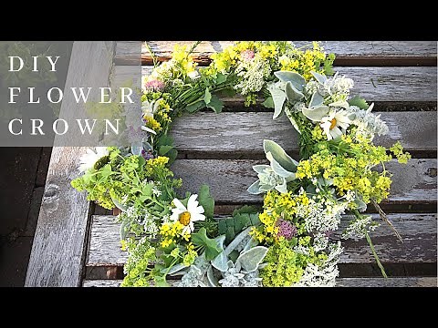 How to make a Swedish Midsummer Flower Crown with Wild Flowers! - DIY Midsommarkrans