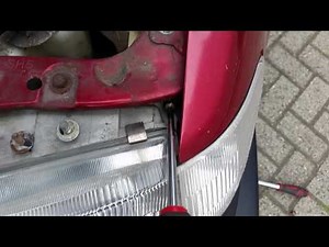 QUICK HOW TO : Remove a honda fender