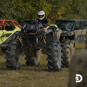 "AJ had to get a buggy daddy..." 😬 Drama ensues when one of the racers switches vehicles at the last second on #MudMadness, tomorrow at 8p on Discovery. | Discovery