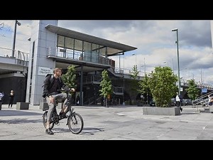 Raleigh Stow-E-Way Electric Folding Bike - Folding Frame Demonstration