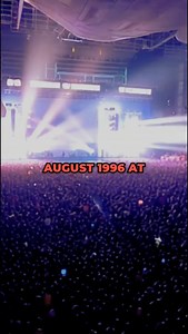 23K views · 331 reactions | Oasis at Knebworth Park, 1996 ❤️凉 | Oasis Fans - Live | Facebook