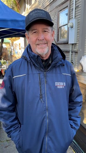 S19 6x15 -2: When the script doesn't call for rain, but LA decides to help you out with some authentic Seattle weather.Speaking of authentic, our favorite part of the BTS roof pic is the "crease" in the sky. #Station19