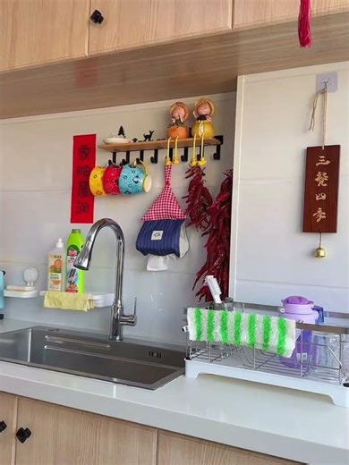 The Magic of a Spotless Daily Kitchen: 3 Meals, 1 Clean Space
