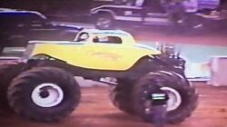 Monster Trucks at Aloha Stadium-1