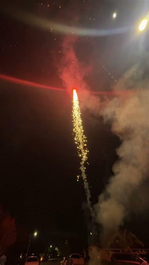 American wonder! Small cake firework.