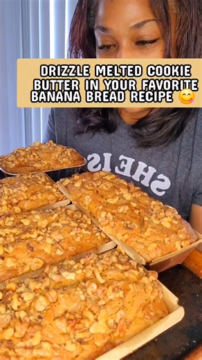 Throwback to when I use to sell my #bananabread and these paper loaf pans were my favorite 😍 link in comments | Mama Sofana's Buttercream Dreams