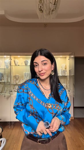 Pearl jewelry made in Armenia / Украшения из жемчуга / Mottif on Instagram: "Agate + Lapis Lazuli = magic ✨ Our limited edition necklace and earrings, only few pieces 😍"