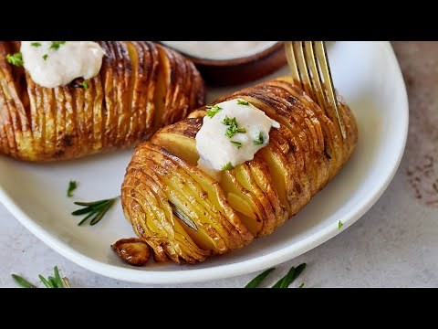 Hasselback Potatoes Recipe (Crispy and Easy)