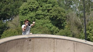 85K views · 568 reactions | Singapore's finest amateur photographers battle each other, Justin Mott & the unrelenting tropical sun for a chance to make it to #PhotoFaceOff's season finale. Who has what it takes? Find out on #PhotoFaceOff every Thursday 9pm (SIN/HK). | HISTORY | Facebook