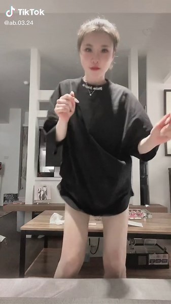 寄己玩就寄己玩 哼 #自己也可以拍 #三八 #七夕的悲哀 #抖音爸爸我想上推荐 #廢物日常 #搞笑视频 #funnyy #haha #可愛い