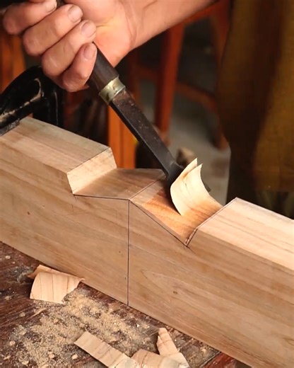 1.8M views · 9.1K reactions | Strong Wood Roofs, Simple Mitred Dovetail Joints | DIY & Crafts | Facebook