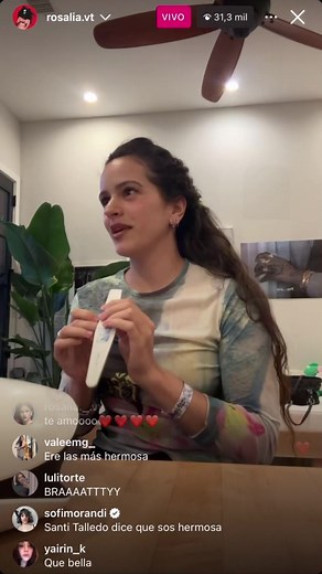 Rosalia en el directo en Instagram