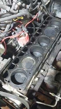 Jeep Cherokee 4.0 cylinder head, heavy oil sludge in the head #car #offroad #repair
