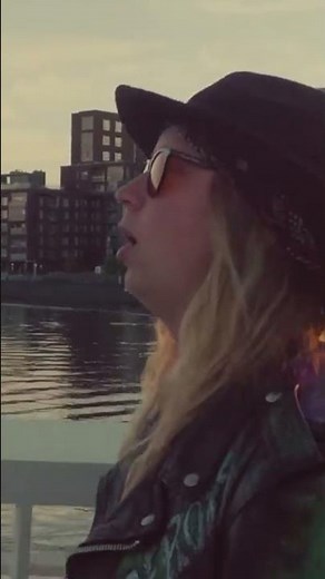 Shiraz Lane - "Live A Little More" (YT Shorts)