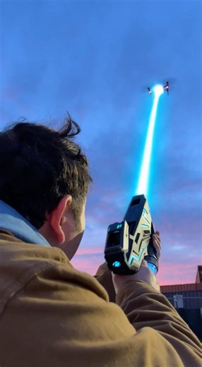 Testing laser blast #laser #blaster #aliens #weaponhistory