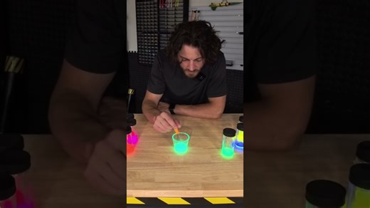 What happens when you mix different glow stick colors