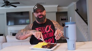 37K views · 189 reactions | Retired IFBB Pro Dusty Hanshaw shares his top bulking tips and a humorously high calorie mass building meal called “White Trash With Money”. Aimed at hardgainers, offseason athletes, or anyone looking to bulk effectively, the video offers practical advice from a seasoned bodybuilding pro. #bodybuilding #fitness #bulking #gymlife | Muscle & Strength | Facebook