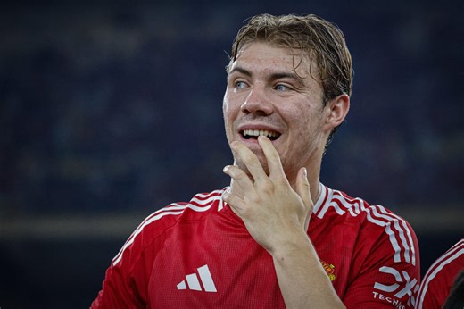 Laurie Whitwell provides Rasmus Hojlund transfer update, 'more likely than not...'