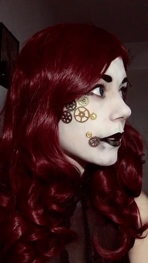 #oc #cosplay #occosplay #steampunk #steampunkcosplay #steampunkoc #makeup #gears #redhead