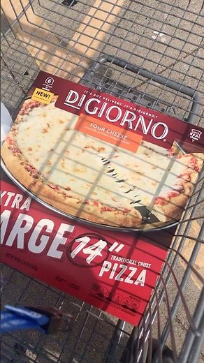 New Digiorno 14 inch Extra Large Cheese Pizza !!