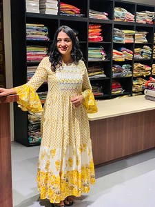 61 reactions · 6 comments | Shop timing 11 am to 10 pm Stitching available at Angels Fashions https://wa.me/message/CNRJS27ZBN2GN1 Ready made collection : Size 38,40,42,44,46 Available at Angels fashions or inbox us . For direct purchase please visit our shop : Dubai silicon Oasis , IT Plaza , shop G -04 Timing 11 am to 10 pm .Cash on delivery available UAE & Oman | Angels Fashions | Facebook