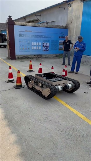 High-Performance Tracked UGV Chassis | Speed & Responsiveness Test (Real Footage)#TrackedUGV