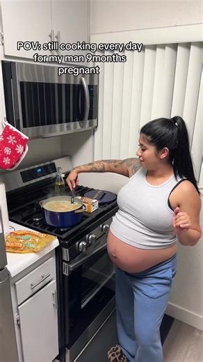#pregnantlife #9monthspregnant #SAHM #trending #thirdtrimesterbelike