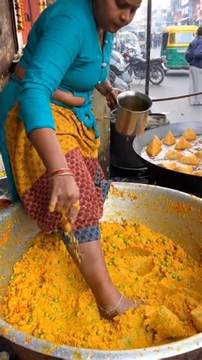 Samosa Recipe | Samosa Kaise Banayeस्ट्रीट स्टाइल समोसा घर पर बनाएं