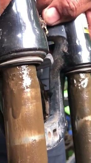 Remove Rusty Fork Suspension Bike