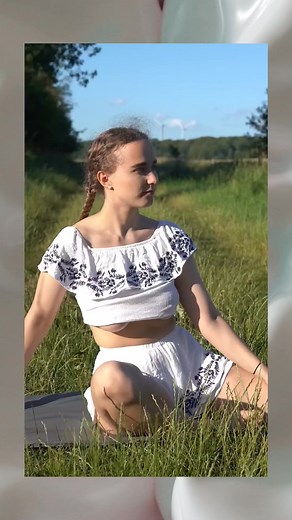 #fashion #trendingreelsvideo #yoga #virals #post #yogalifestyle #yogaflow #yogacommunity #yogapractice #yogalife #yogainspiration | Julienne