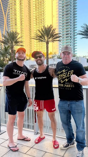 @celebrityboxing1 Miami Vibes it’s not just @onlyfans it’s Fans Launch! It’s not just fighters it’s going to be a ring with some stars who have all different careers! It’s the rhythm of the vision and determination!!! @beerbros.life @lexingtonchang | Celebrity Boxing “Xrumble” Fighting Championships