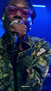 433K views · 10K reactions | I just love this live band performance Camidoh. I have watched it over and over again 殺殺 UPDATE: The Chief is singing it too now . It’s infectious…. | Oheneyere Gifty Anti | Facebook