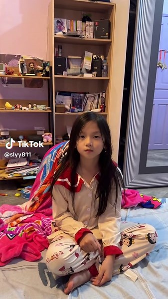 slyy811 (@slyy811)’s videos with Dame Un Grrr - Fantomel & Kate Linn